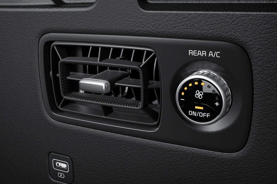 3rd row air-conditioning