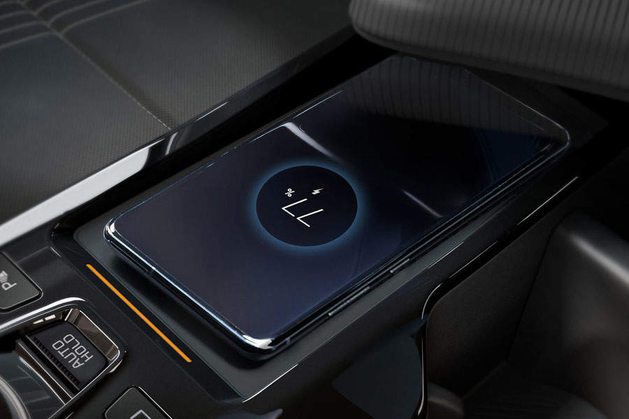 Wireless charging tray